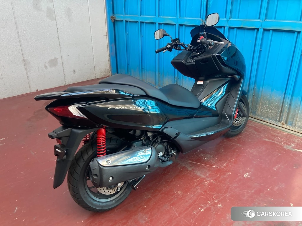 Проданный Honda FORZA 2013 из Японии, фото 2
