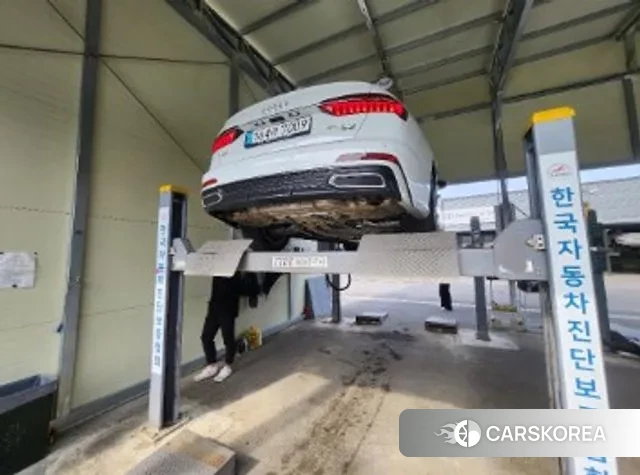 Audi A6 (C8) 2020 Белый из Кореи, фото 2