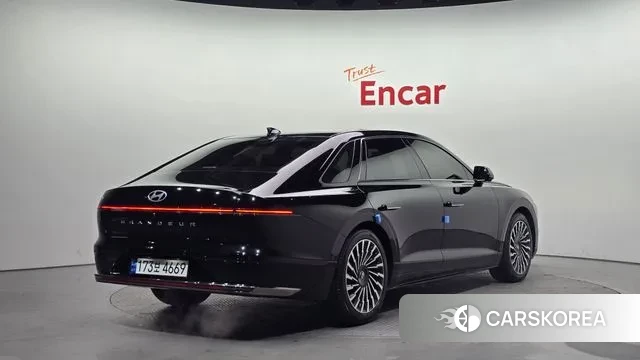 Hyundai Grandeur (GN7) id 3555590 из Кореи 12