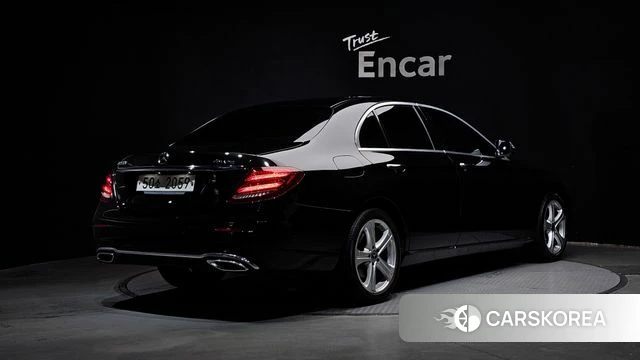 Mercedes-Benz E-Class W213 id 4626517 из Кореи 12