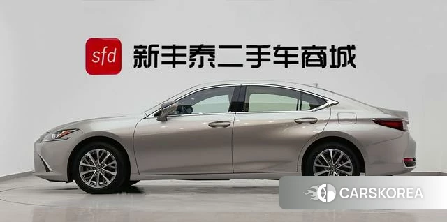 Lexus ES id 4254170 из Китая 12