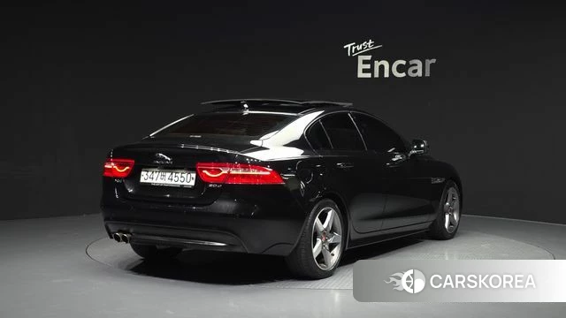 Jaguar XE id 3813932 из Кореи 12