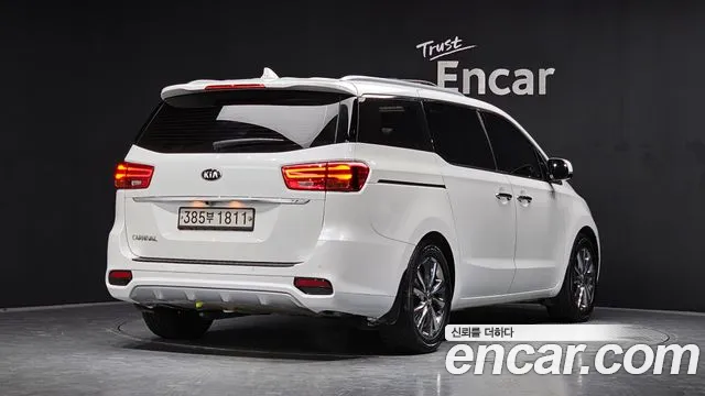 Kia The New Carnival id 2435689 из Кореи 12