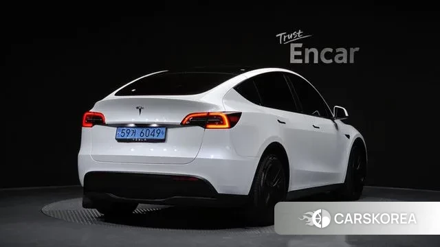 Tesla Model Y id 3599946 из Кореи 12