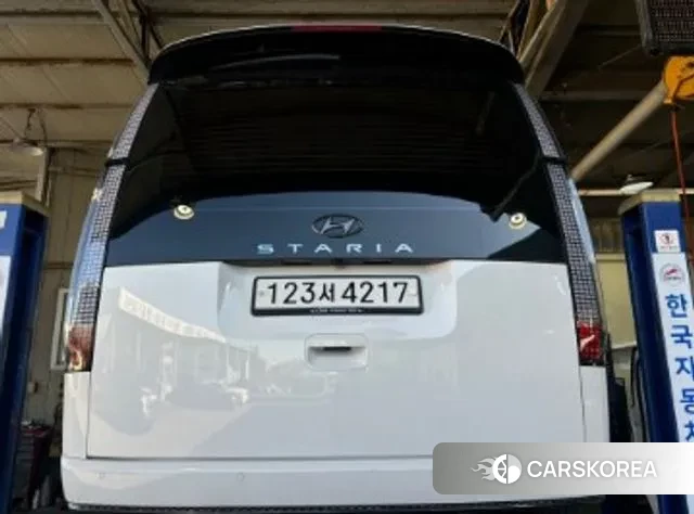 Hyundai Staria 2022 Белый из Кореи, фото 2