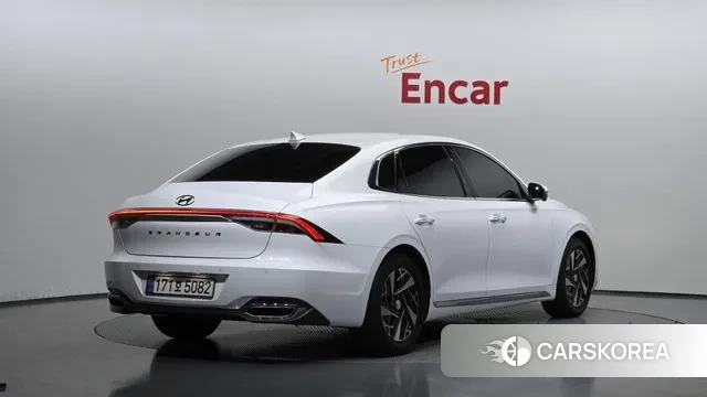 Hyundai The New Grandeur IG Hybrid id 3372809 из Кореи 12