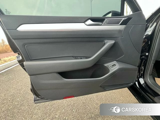 Volkswagen Magotan id 4207820 из Китая 12