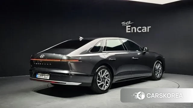 Hyundai Grandeur (GN7) id 3706438 из Кореи 12