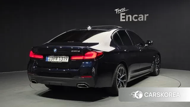 BMW 5 Series (G30) id 3629585 из Кореи 12