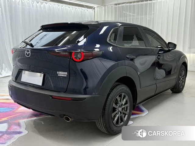 Mazda CX-30 2022 Синий из Китая, фото 2