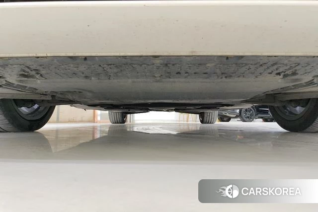 Audi A4L id 3824792 из Китая 9