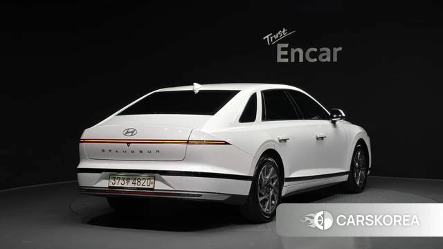 Hyundai Grandeur (GN7) id 3792870 из Кореи 12