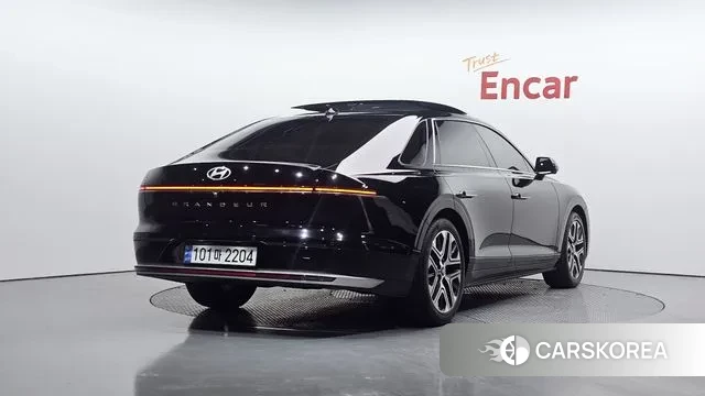 Hyundai Grandeur Hybrid (GN7) id 3533965 из Кореи 12