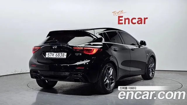 Infiniti Q30 id 2687649 из Кореи 12