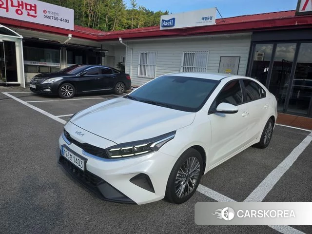 Kia The New K3 2nd generation 2023 Белый из Кореи, фото 4