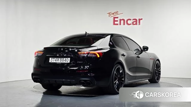 Maserati Ghibli id 4415779 из Кореи 12