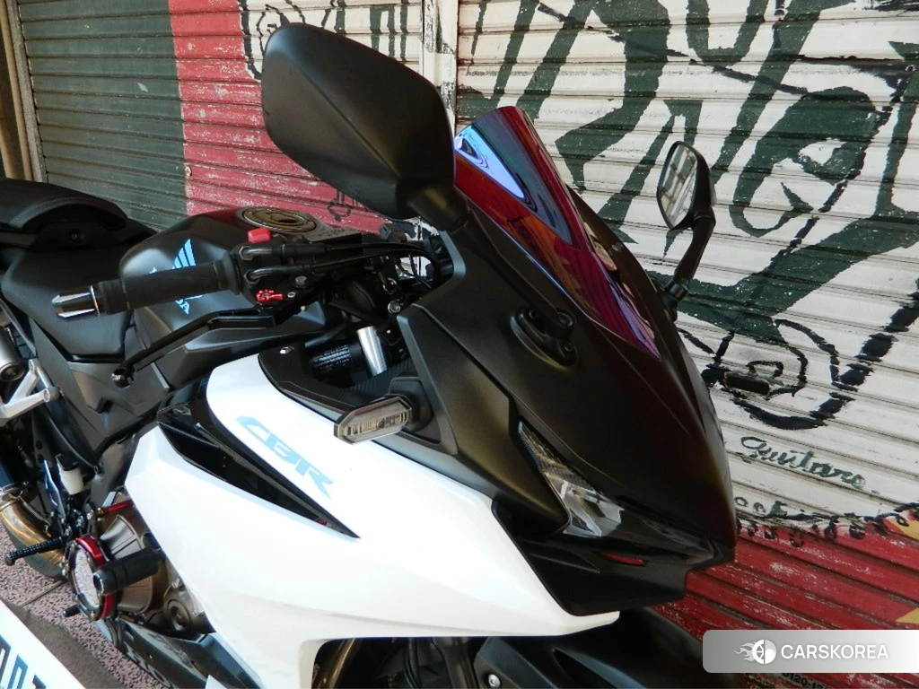 Проданный Honda CBR400R 2019 из Японии, фото 2
