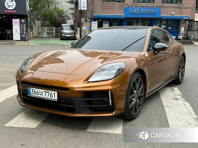 Porsche Panamera (976) 2025 Коричневый из Кореи, фото 2