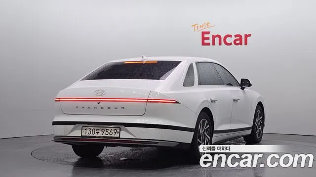 Hyundai Grandeur (GN7) id 2709213 из Кореи 12