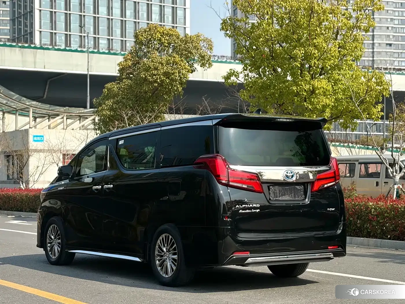 Toyota Elfa id 4685920 из Китая 9