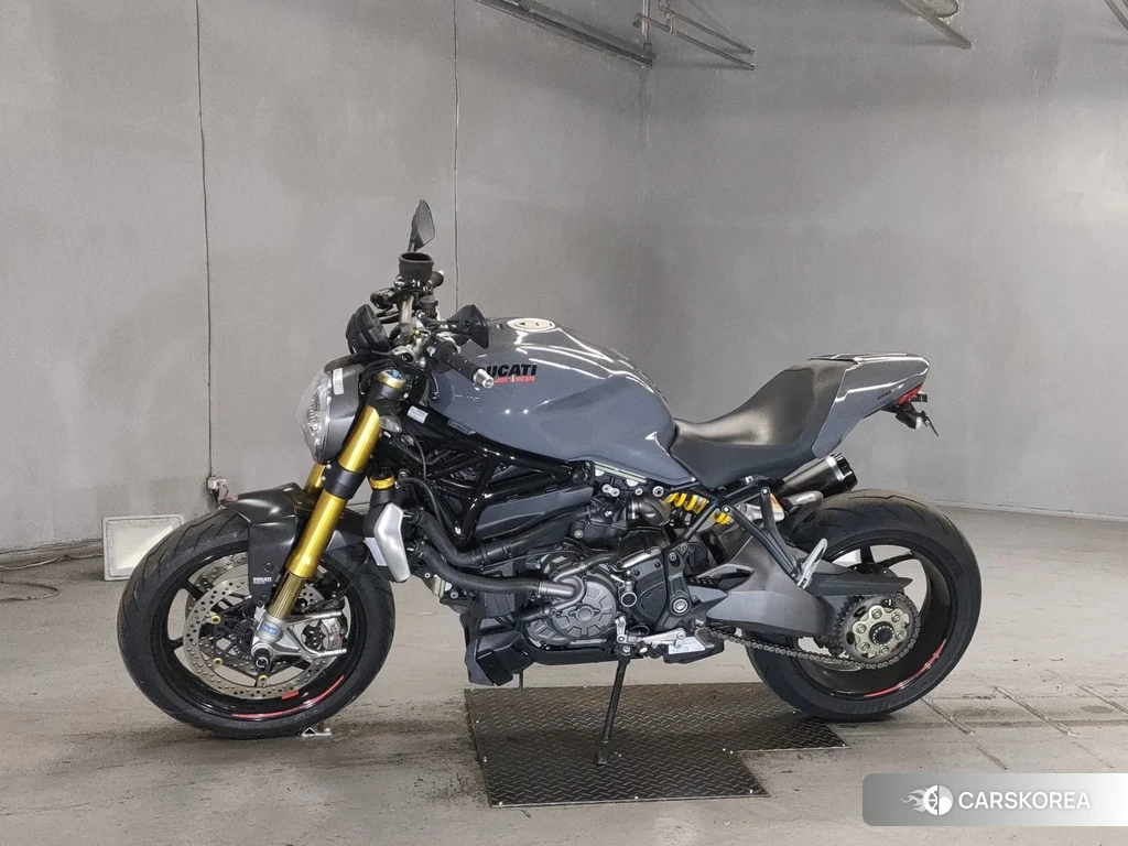 Проданный Ducati MONSTER 1200 S 2017 из Японии