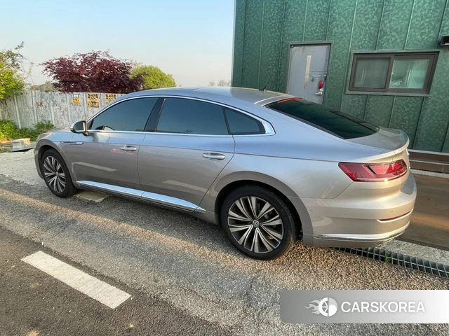 Volkswagen Arteon 2019 Серебристо-серый из Кореи, фото 3