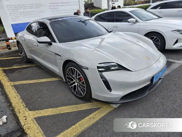 Porsche Taycan 2021 Белый из Кореи, фото 3