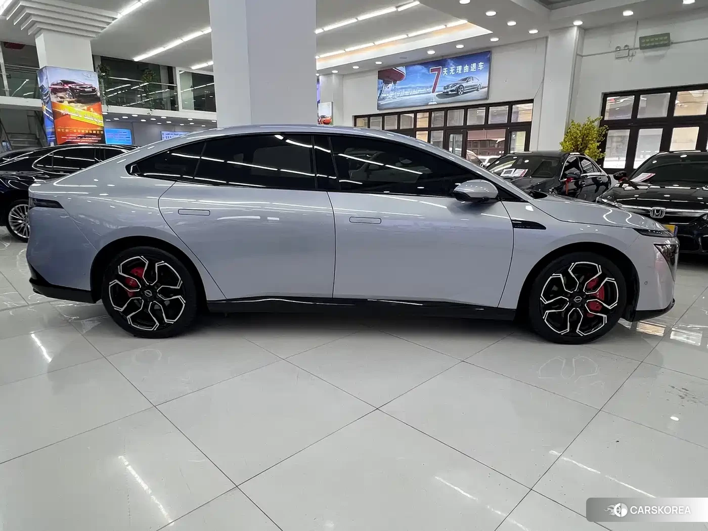 Nissan N7 2025 Silver/gray из Китая, фото 4