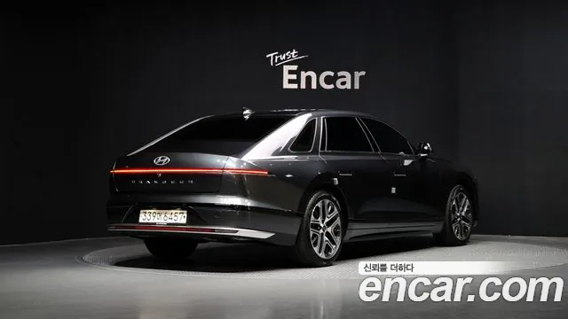 Hyundai Grandeur (GN7) id 2816455 из Кореи 12