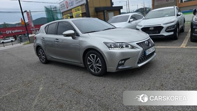 Lexus CT200h id 4746290 из Кореи 10