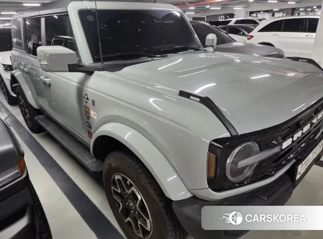 Ford Bronco 6th Generation 2024 Серебристо-серый из Кореи, фото 2