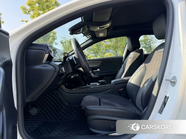 Mercedes-Benz Class A 2024 Белый из Китая, фото 6