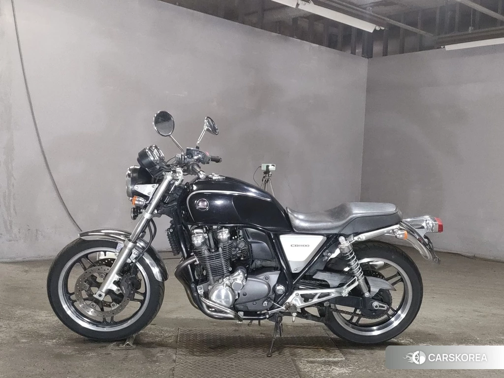 Проданный Honda CB1100 2011 из Японии