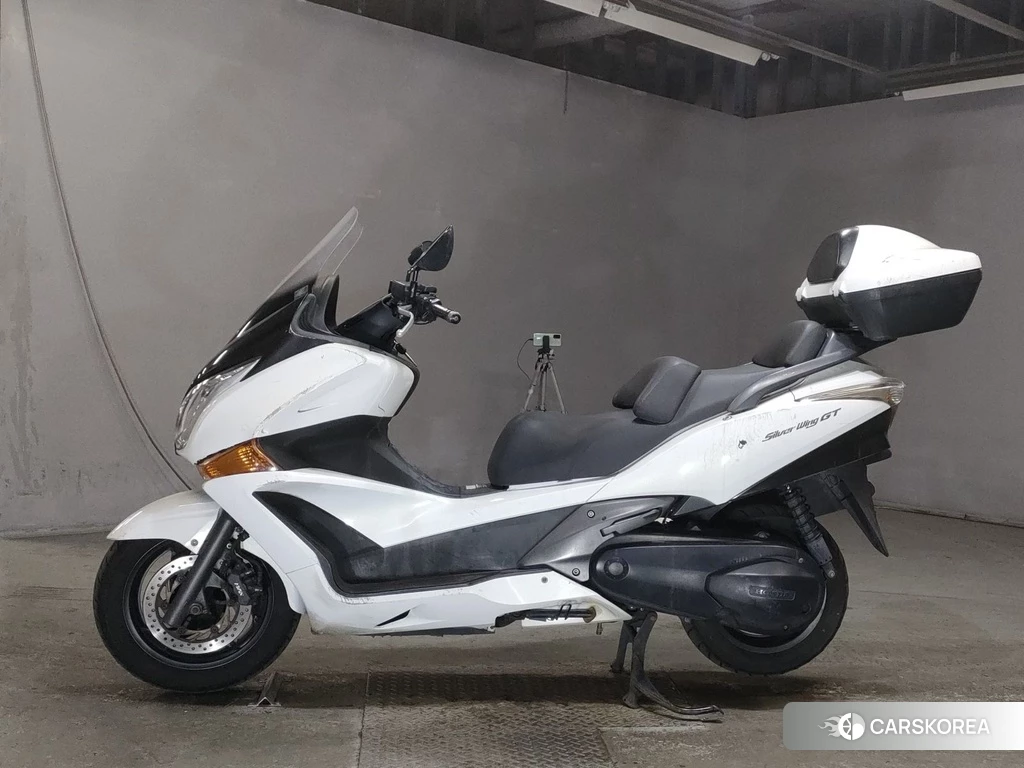 Проданный Honda SILVER WING 400 GT 2015 из Японии