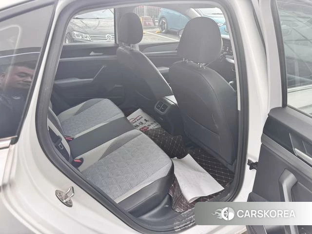 Volkswagen Lavida 2024 Белый из Китая, фото 2