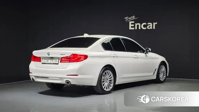 BMW 5 Series (G30) id 3106924 из Кореи 12