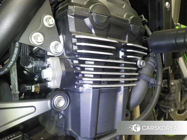 Engine photo