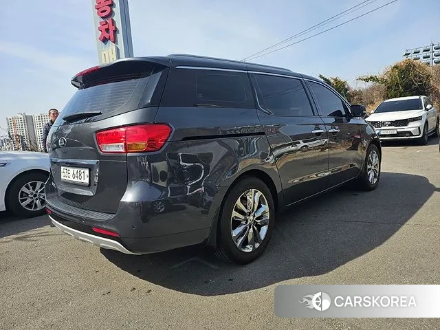 Kia All New Carnival id 3709550 из Кореи 12