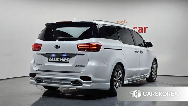 Kia The New Carnival id 4465416 из Кореи 12