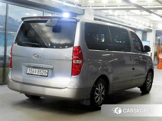 Hyundai The New Grand Starex id 4536419 из Кореи 12