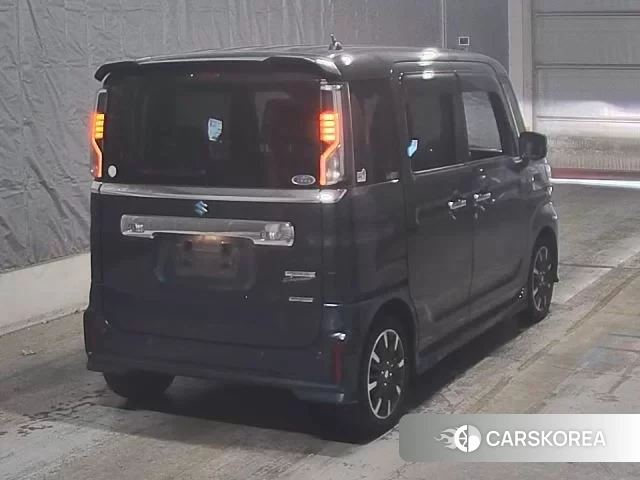 Suzuki Spacia Custom 2023 из Японии, фото 2