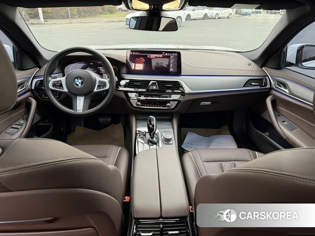 BMW 5 series 2022 Белый из Китая, фото 2