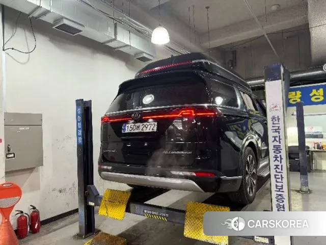 Kia Carnival 4th generation 2021 Черный из Кореи, фото 2