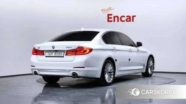 BMW 5 Series (G30) id 3530912 из Кореи 12