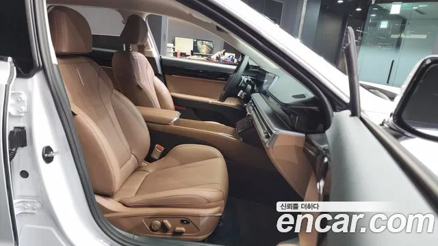 Hyundai Grandeur (GN7) id 2537183 из Кореи 12