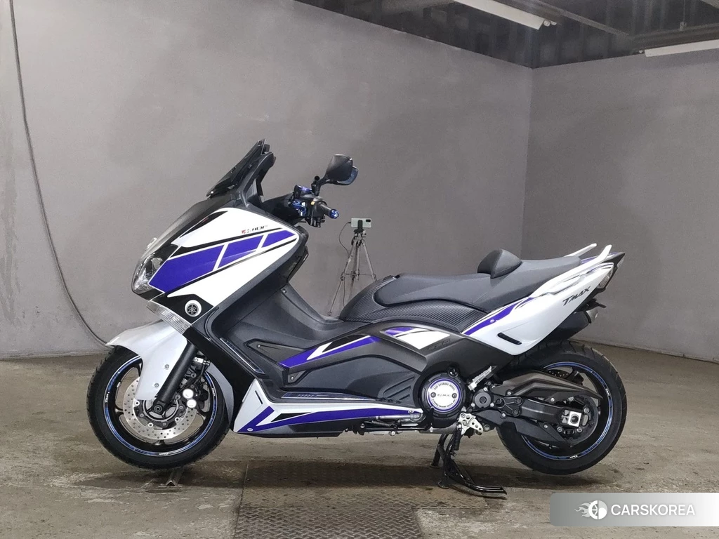 Проданный Yamaha T-MAX 530 2013 из Японии
