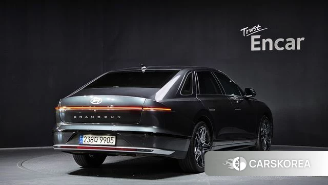 Hyundai Grandeur (GN7) id 3786846 из Кореи 12