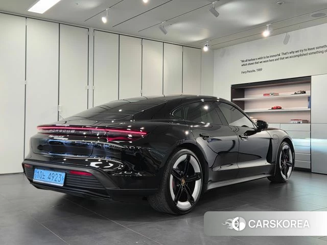 Porsche Taycan 2024 Черный из Кореи, фото 4