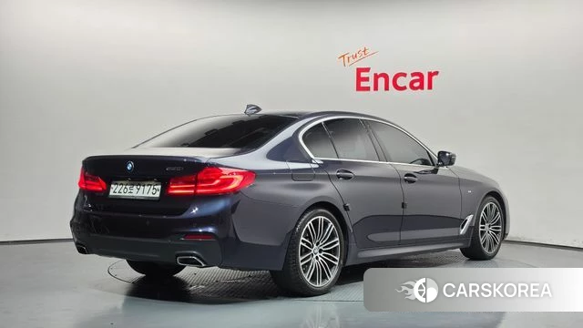 BMW 5 Series (G30) id 4775624 из Кореи 12