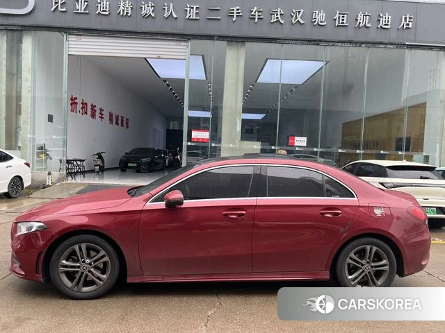 Mercedes-Benz Class A 2021 Красный из Китая, фото 6